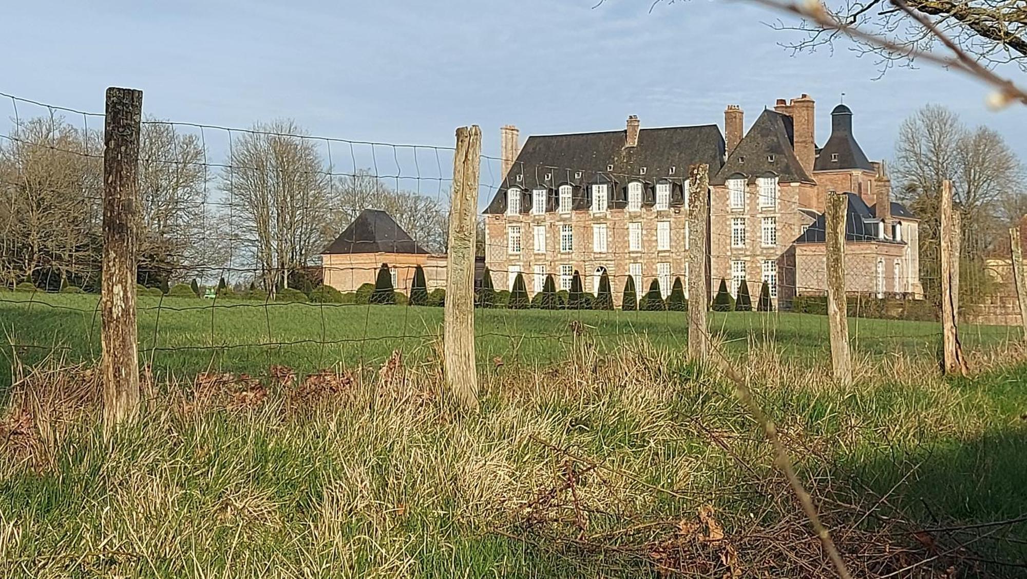 Villa Maella Saint-Michel-Tuboeuf Eksteriør billede